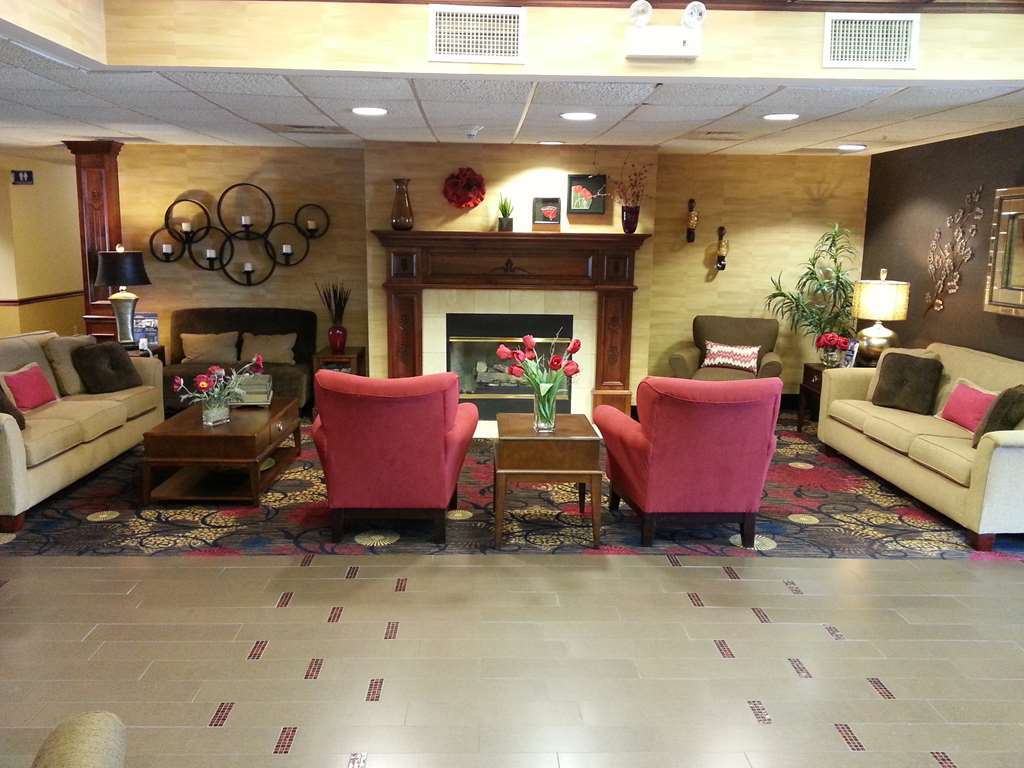 Best Western Plus Brandywine Inn & Suites Монтічелло Інтер'єр фото