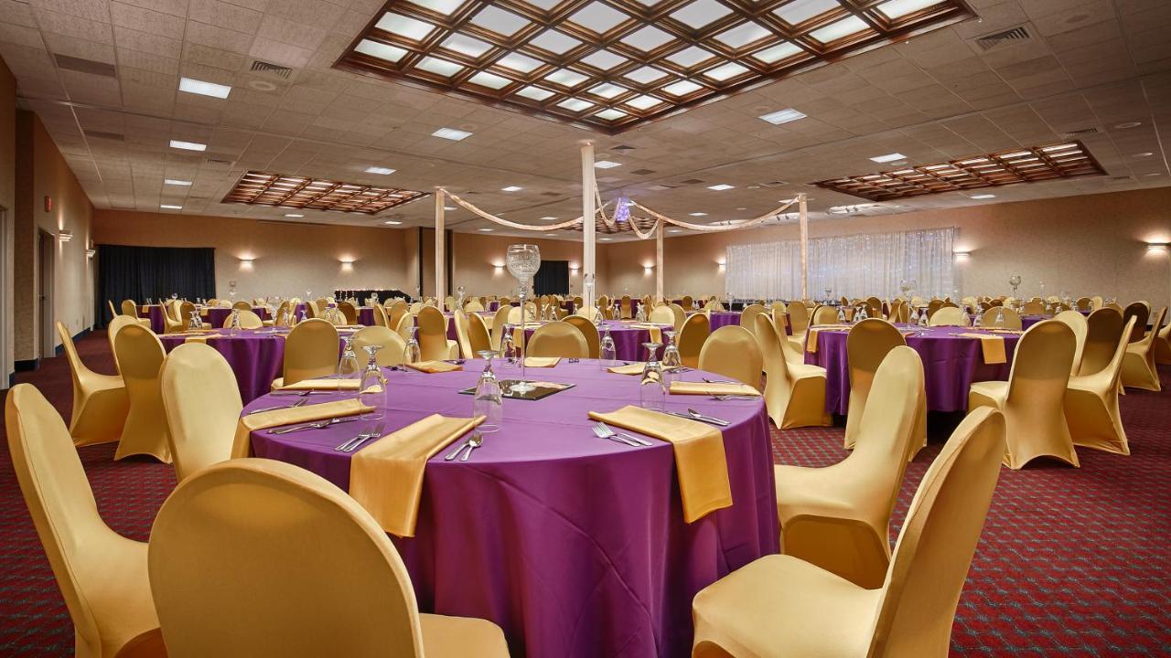 Best Western Plus Brandywine Inn & Suites Монтічелло Екстер'єр фото